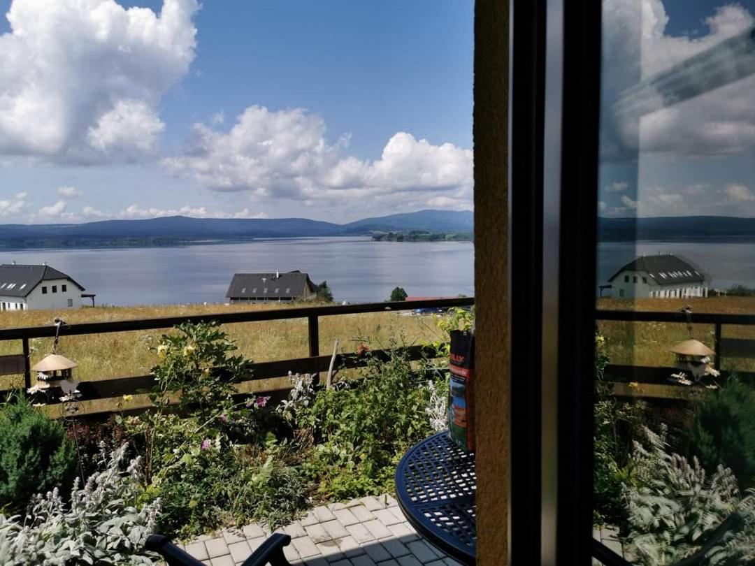 Apartman S Terasou A Vyhledem Na Jezero Lipno Kovarov  외부 사진